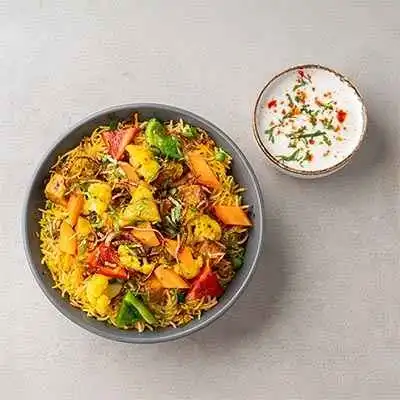 Vegetable Hyderabadi Biryani With Raita